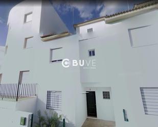 Exterior view of Single-family semi-detached for sale in Burguillos  with Air Conditioner, Heating and Terrace