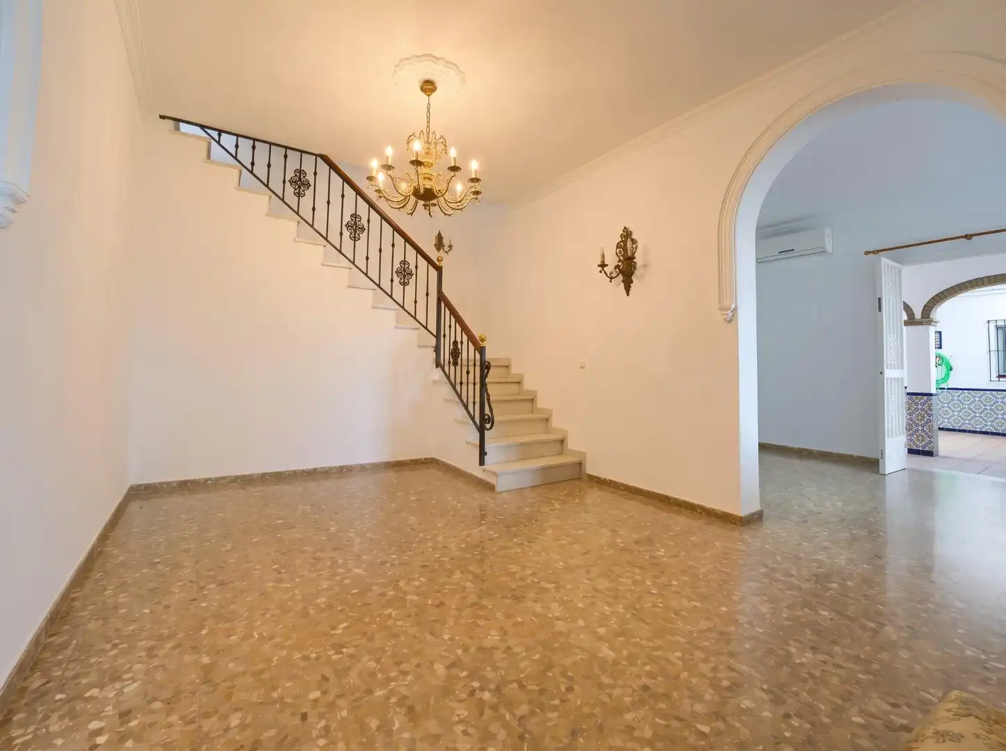 Terraced house with terrace for sale in Calle MAESTRO RODRIGO, imagen 9