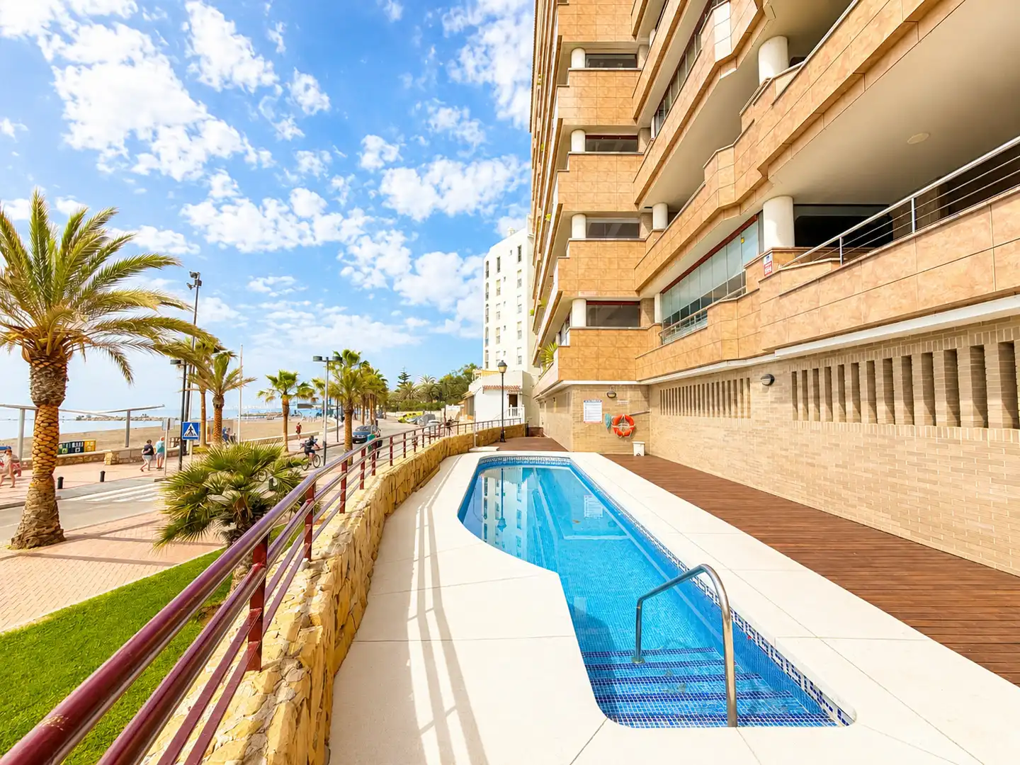 Piscina de Dúplex en venda en Fuengirola amb Aire condicionat, Moblat i Forn