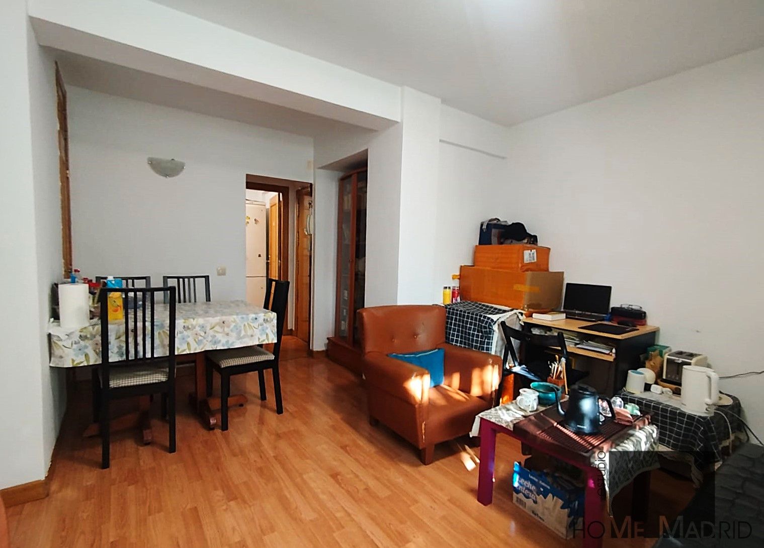 Sala d'estar de Pis en venda en  Madrid Capital amb Calefacció i Terrassa