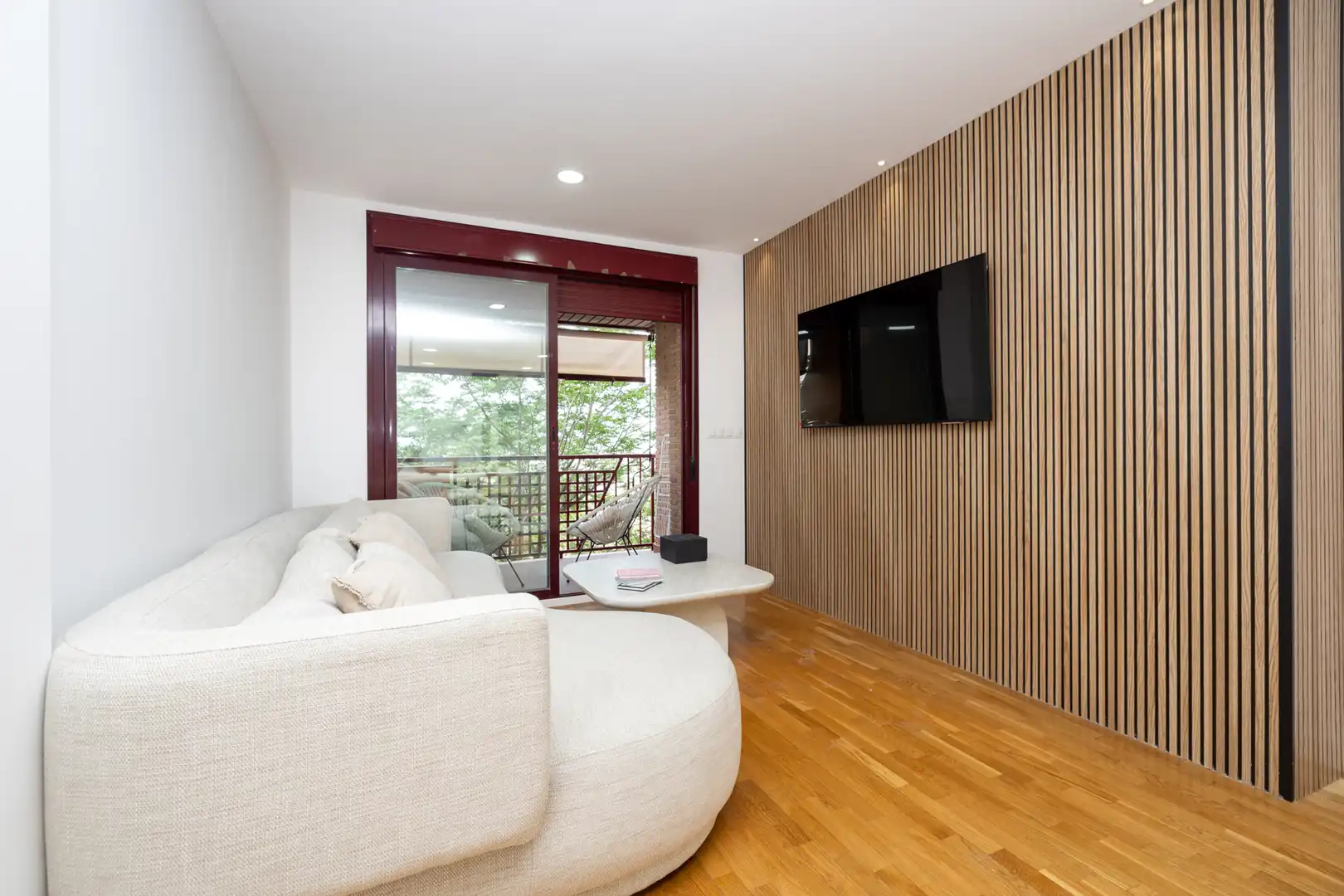 Sala de estar de Piso de alquiler en Granada con Calefacción, Parquet y Terraza
