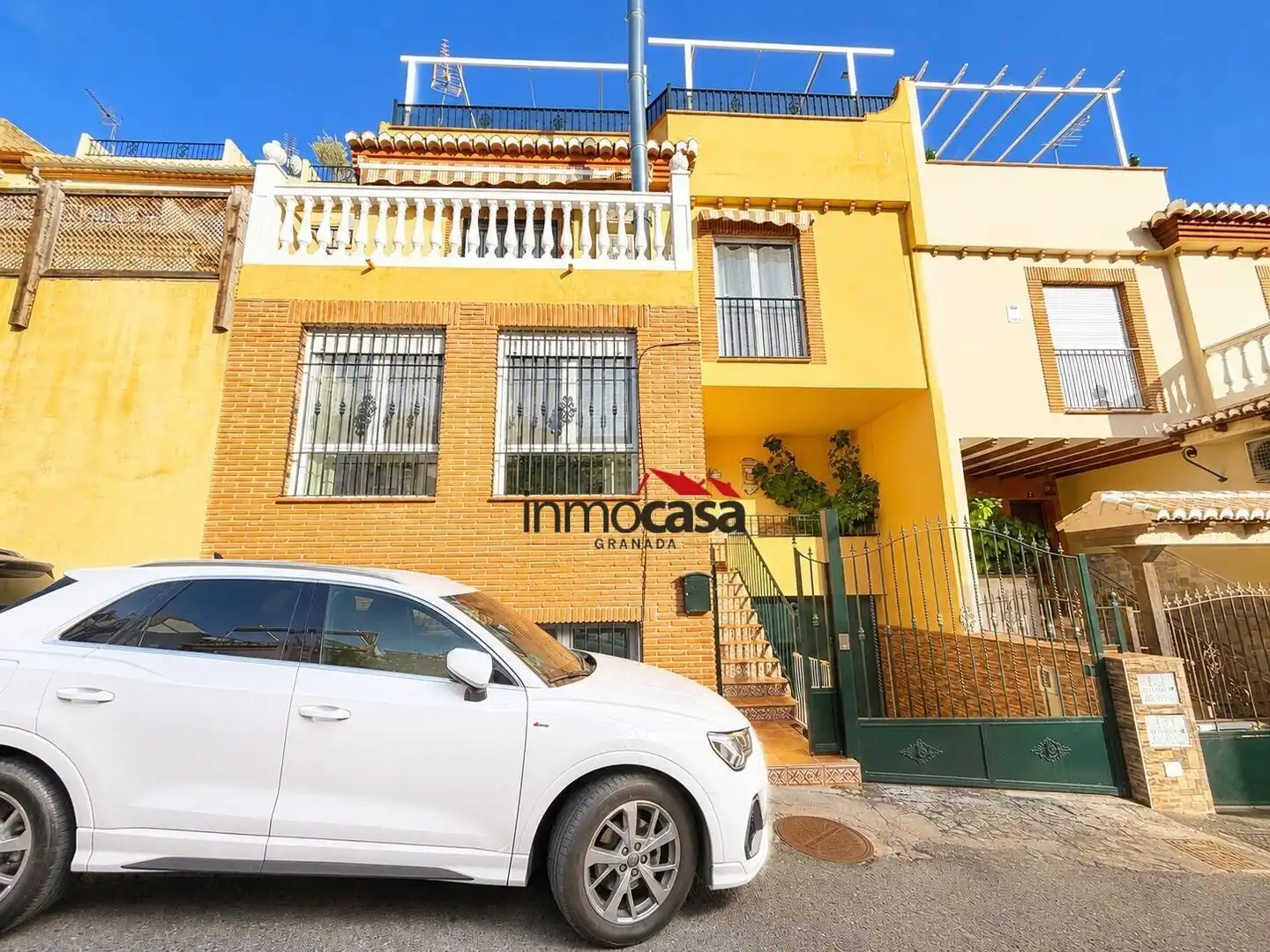 Vista exterior de Casa adosada en venda en Cájar