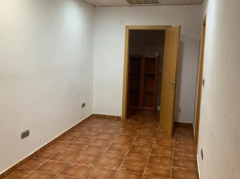 Local en venta en Vila-real con Amueblado