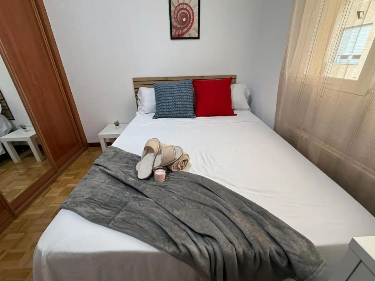 Habitación de Apartamento para compartir en Coslada con Aire acondicionado, Calefacción y Amueblado