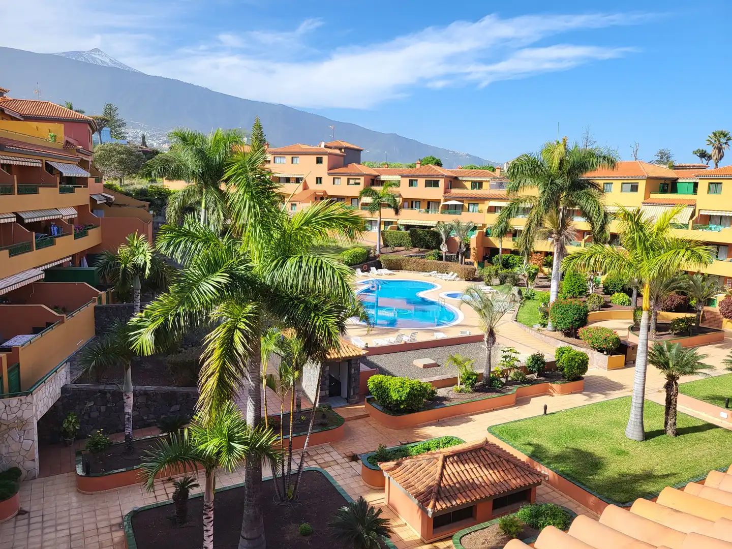 Vista exterior de Ático de alquiler en Puerto de la Cruz con Aire acondicionado, Terraza y Trastero