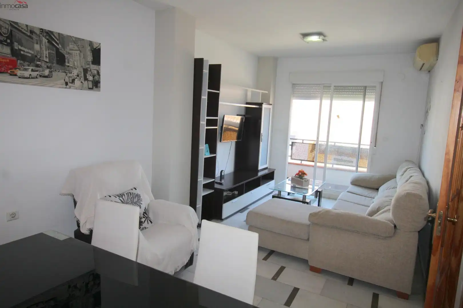 Sala de estar de Piso de alquiler en Armilla con Aire acondicionado, Jardín privado y Amueblado