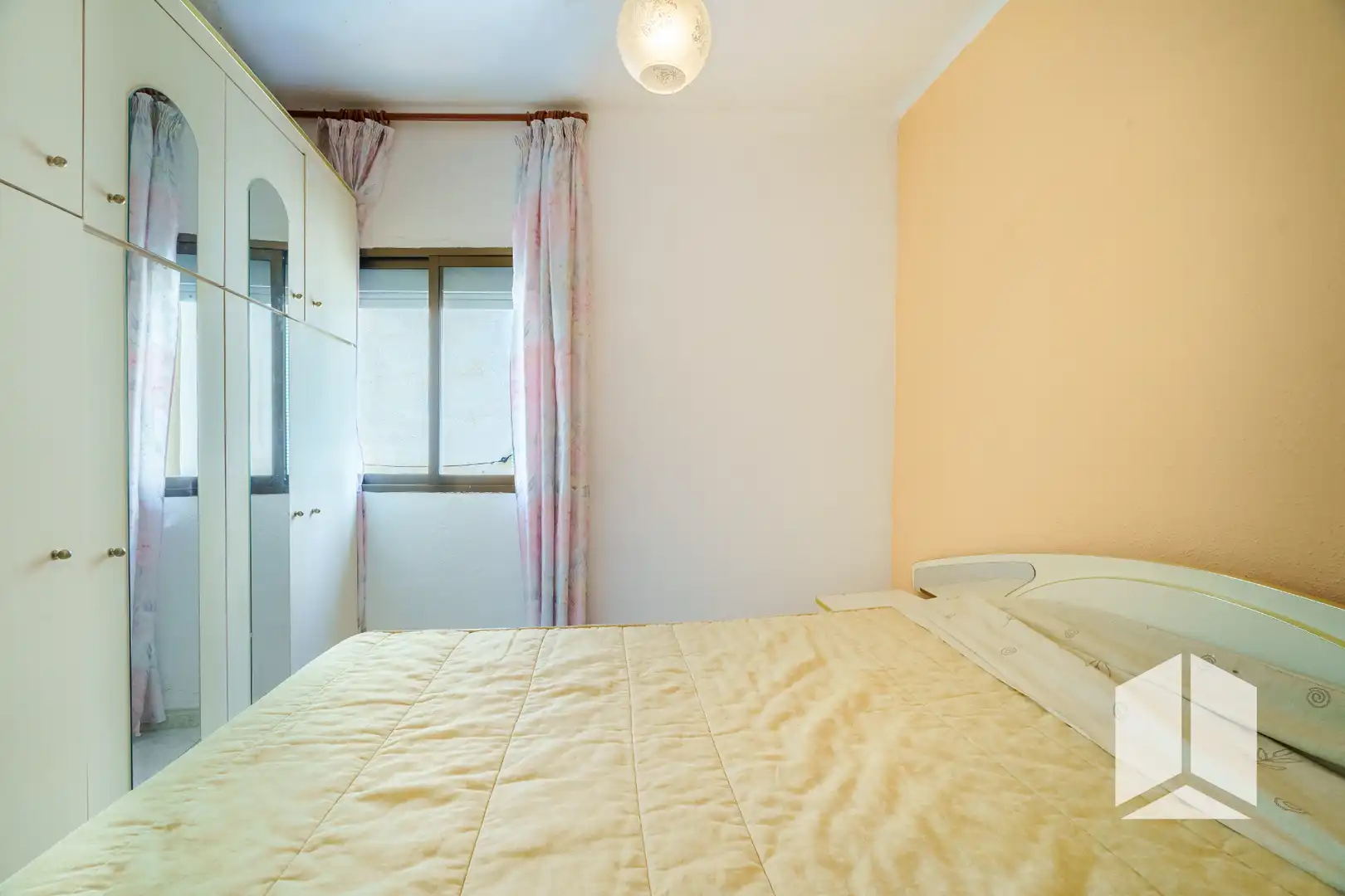 Dormitori de Casa o xalet en venda en Castelldefels amb Aire condicionat, Calefacció i Terrassa