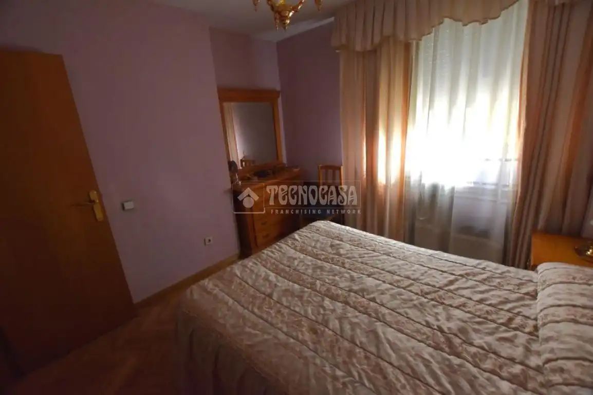 Dormitori de Pis en venda en Getafe amb Calefacció, Parquet i Terrassa