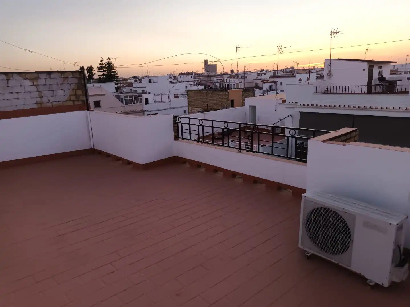 Terrace of Houses for sale in Utrera  with Air Conditioner, Terrace and Balcony