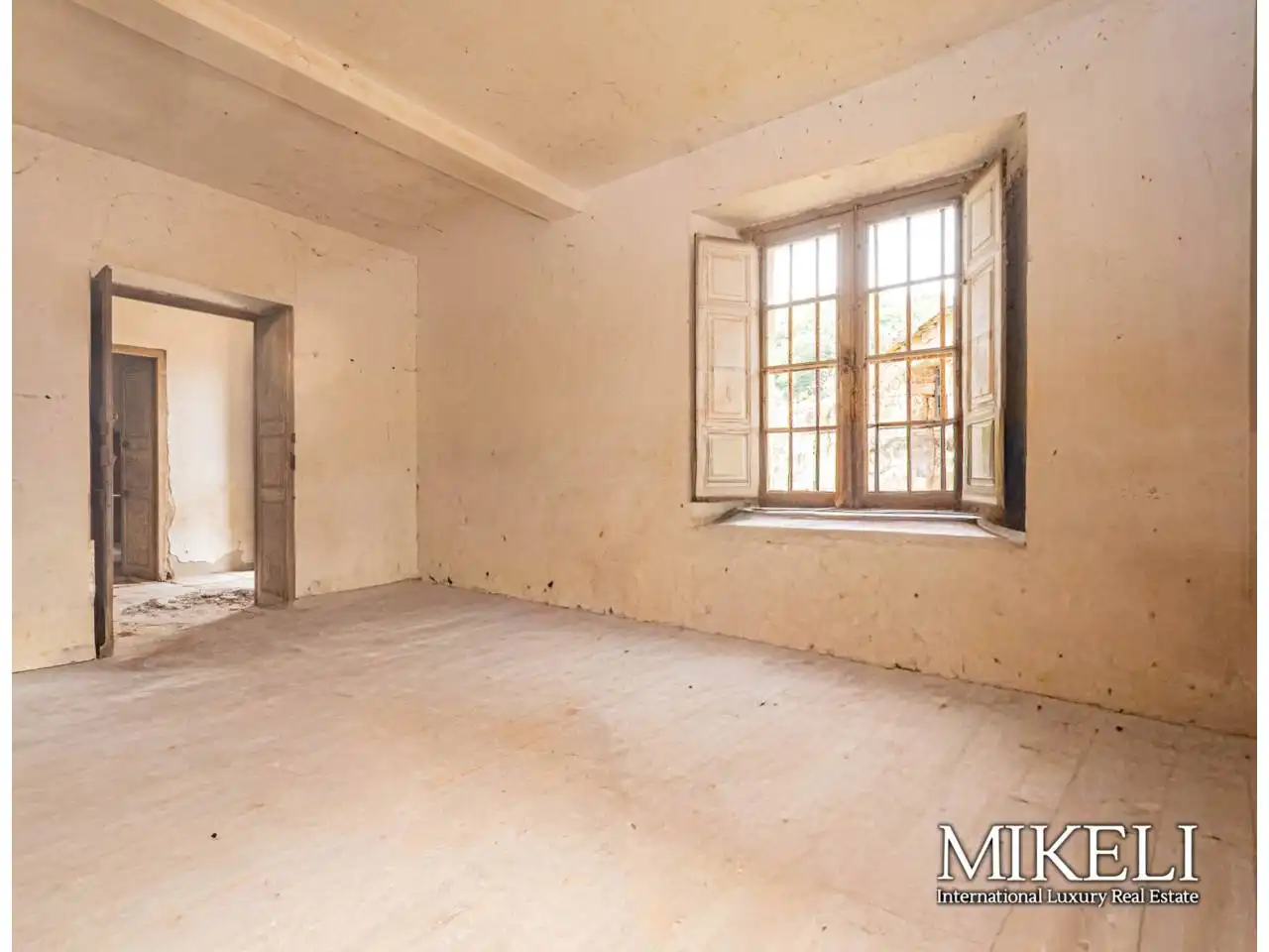 Comedor de Finca rústica en venta en Saro con Jardín privado y Parquet