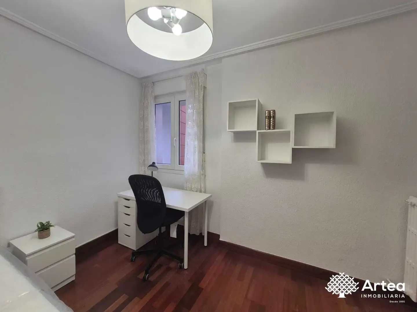 Bedroom of Flat for rent in Bilbao   with Heating, Oven and Washing machine