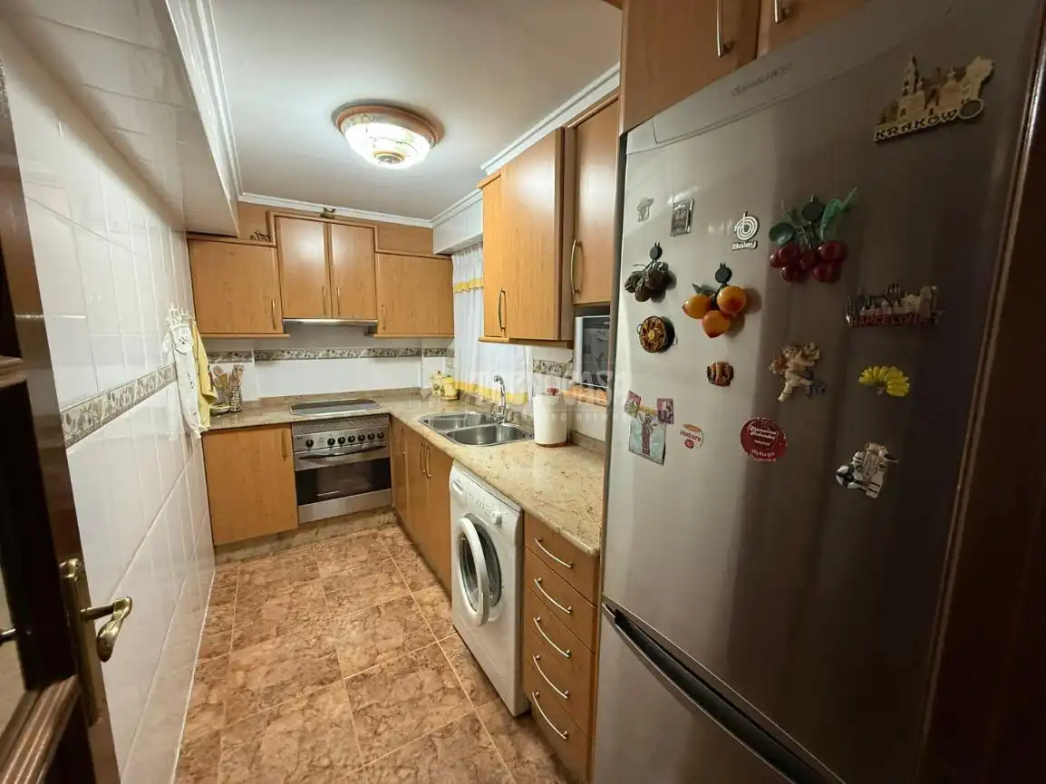 Kitchen of Flat for sale in Valencia  with Air Conditioner