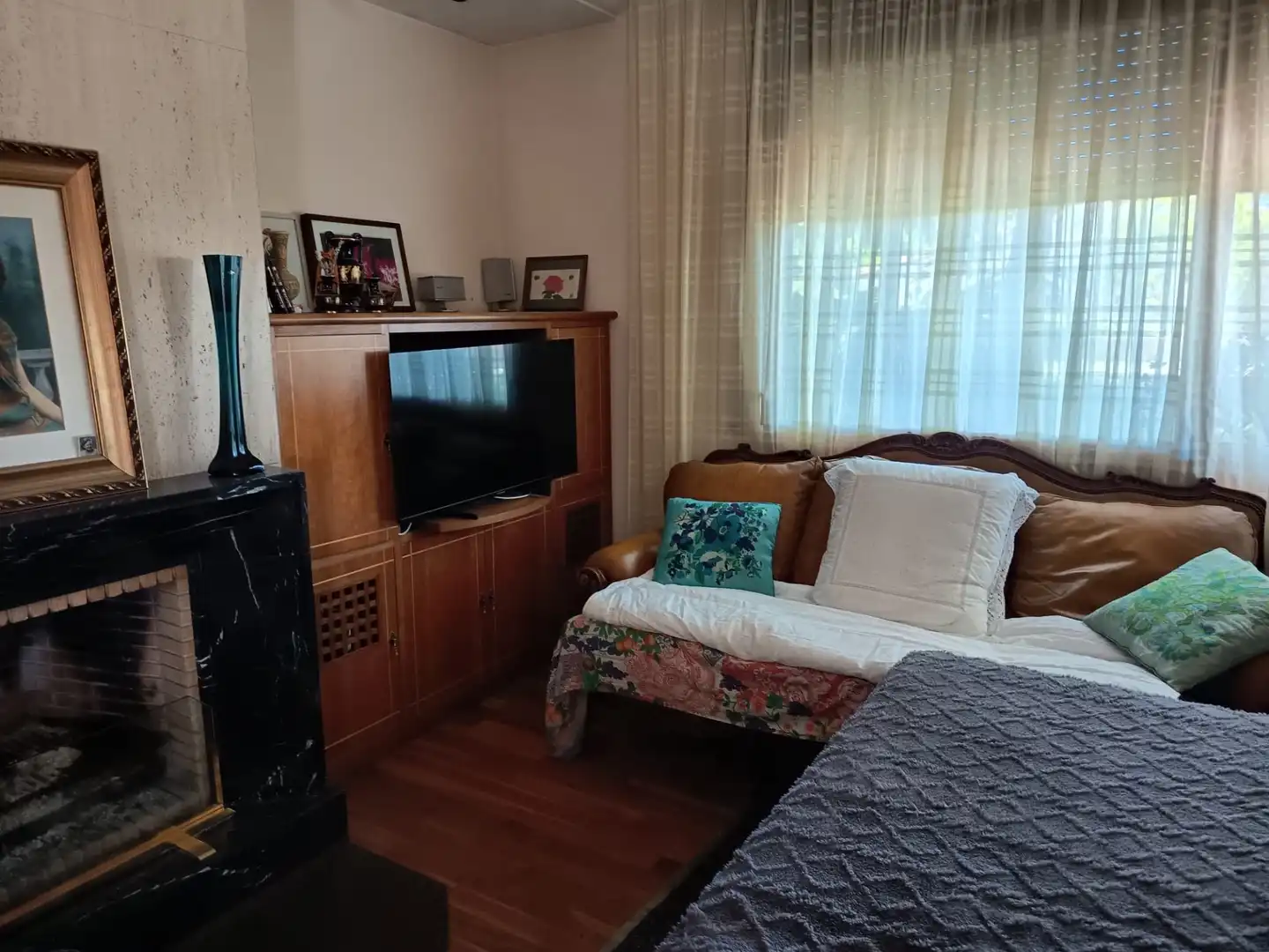Sala d'estar de Casa o xalet de lloguer en Girona amb Calefacció, Terrassa i Piscina
