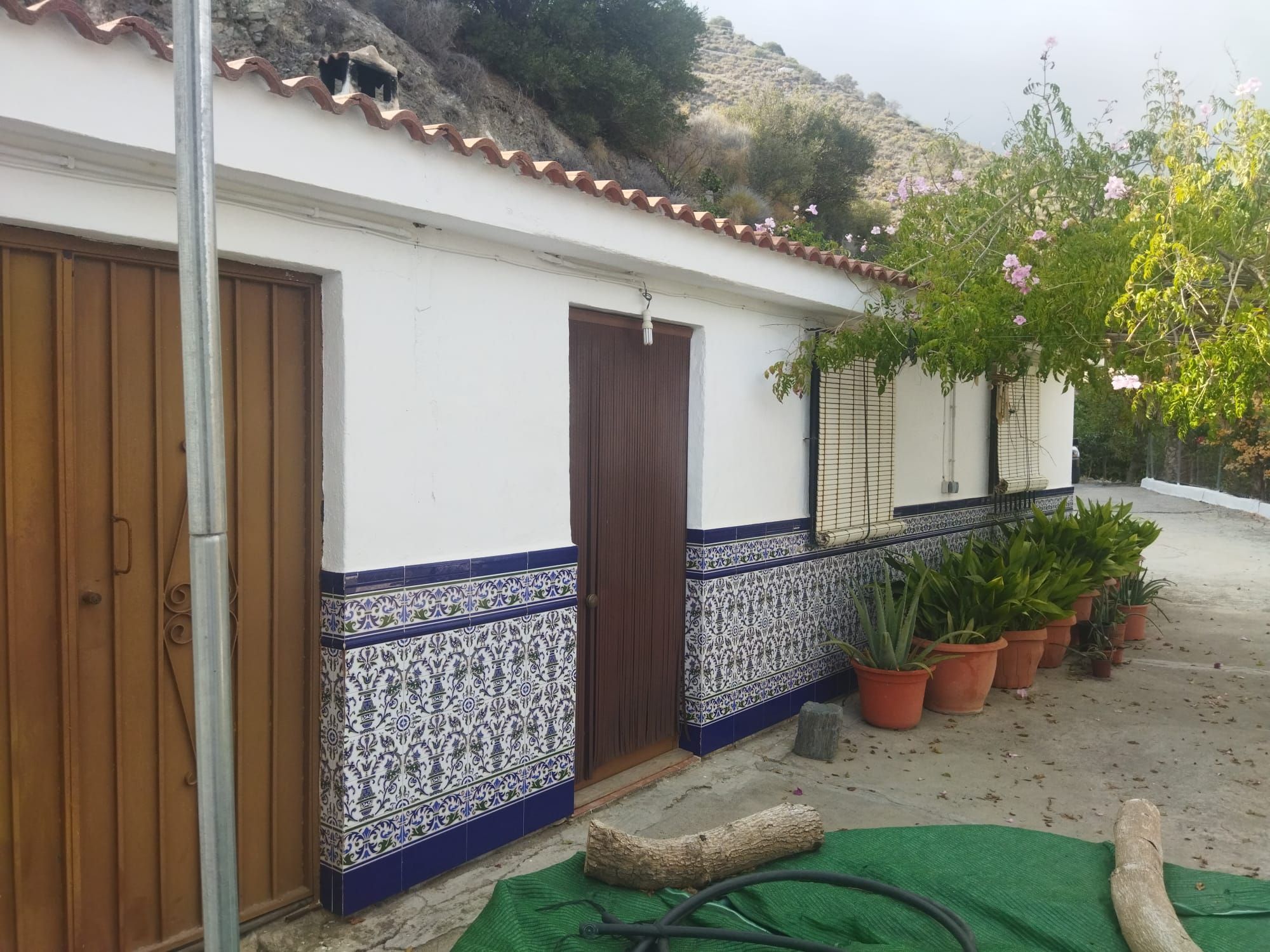 Vista exterior de Finca rústica en venda en Almuñécar amb Jardí privat, Terrassa i Piscina