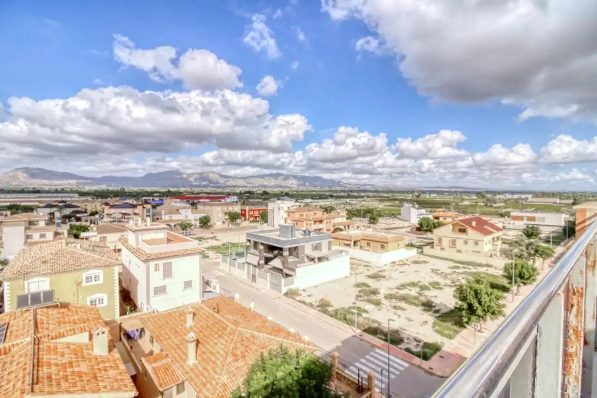 Vista exterior de Àtic en venda en Albatera amb Aire condicionat i Calefacció