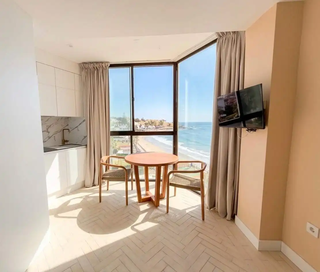 Vivienda con piscina en venta en Calle ALHAMAR, imagen 8