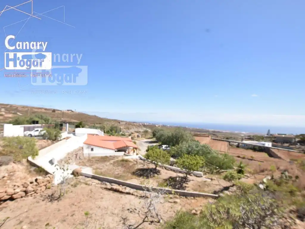 Houses for sale in Granadilla de Abona  with Air Conditioner