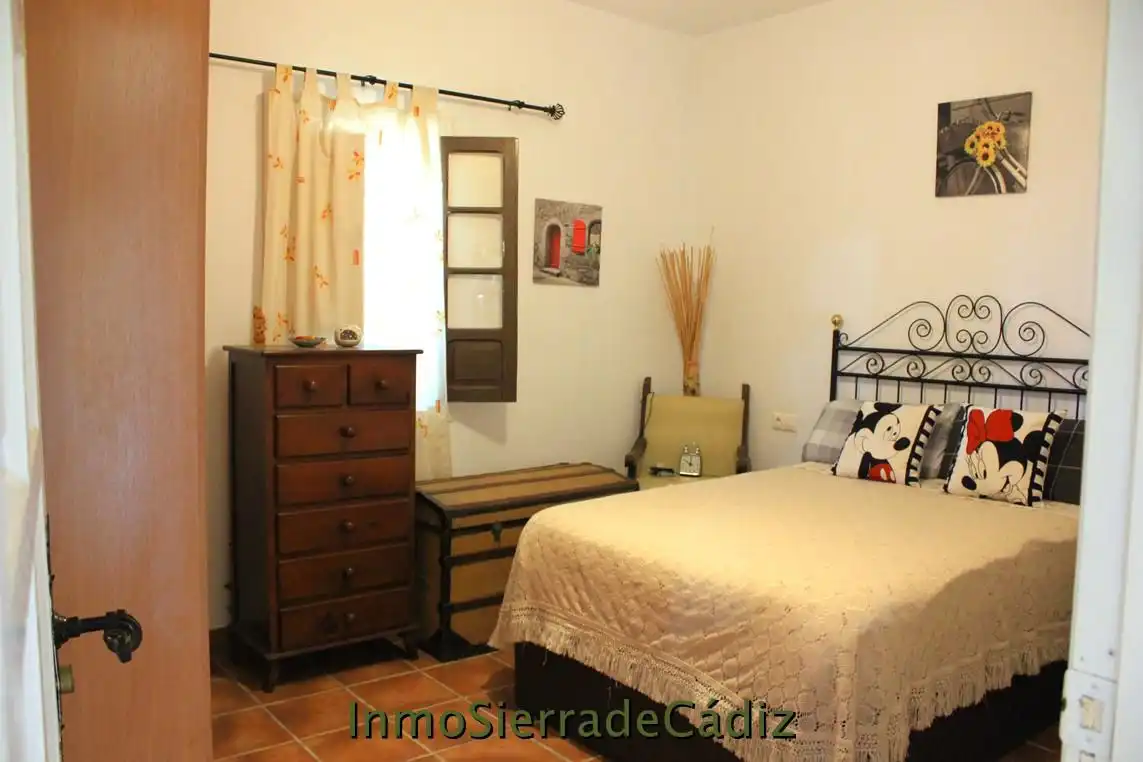 Schlafzimmer von Country house zum Verkauf in Utrera mit Klimaanlage, Heizung und Privatgarten