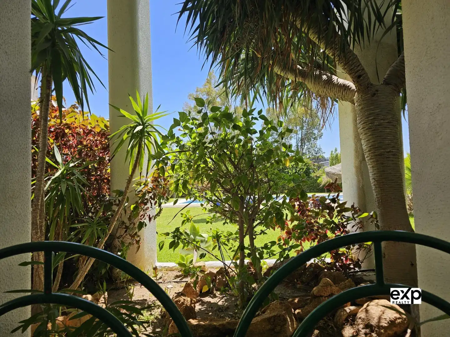 Garden of Flat for sale in Fuengirola  with Air Conditioner, Swimming Pool and Furnished