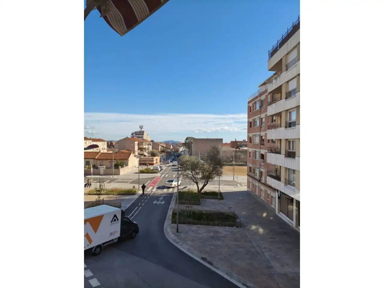 Piso en venta en Calle Poetessa Caparà, Sant Pere Nord