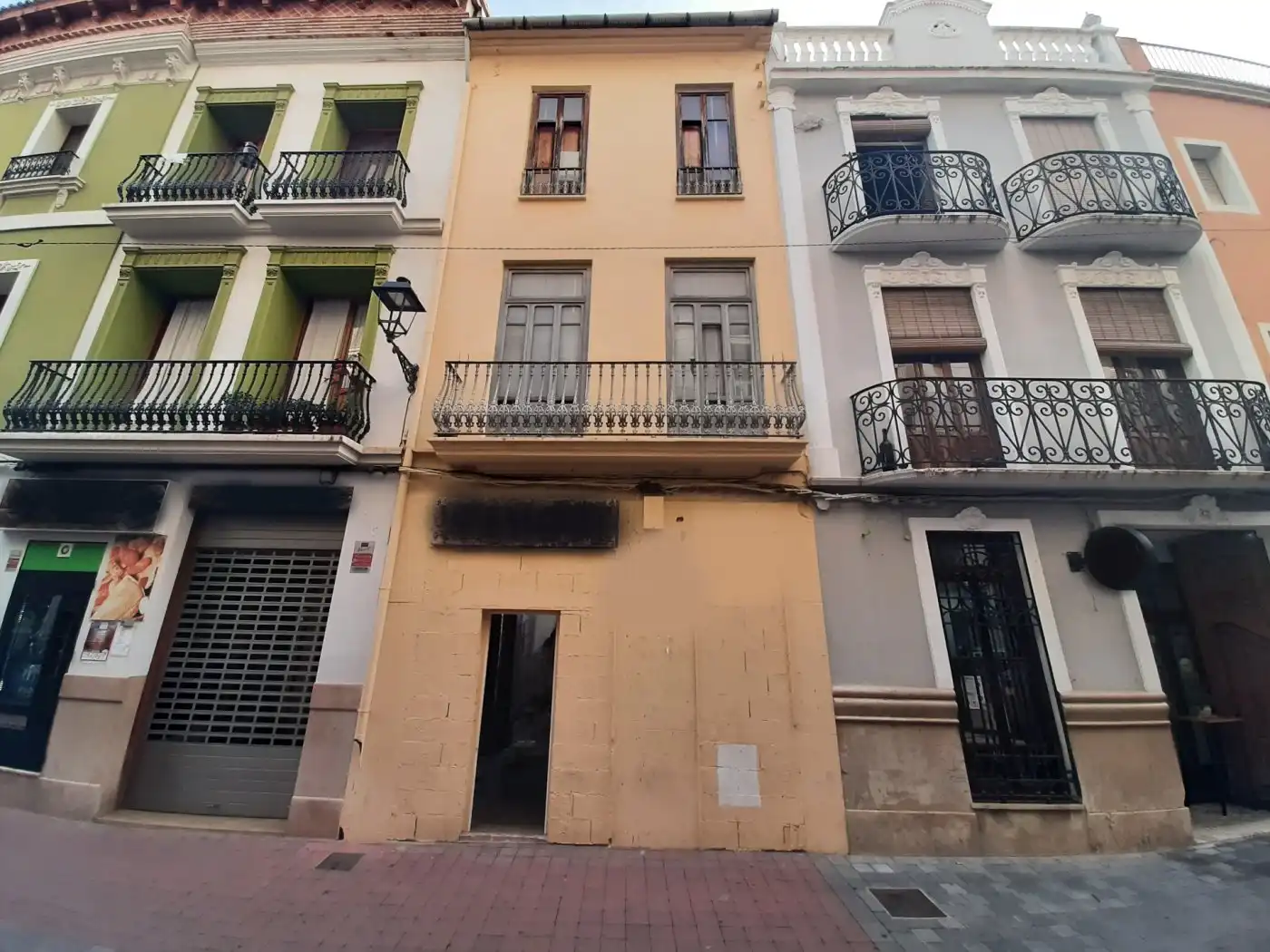 Lands and plots for sale in Casc Urbà