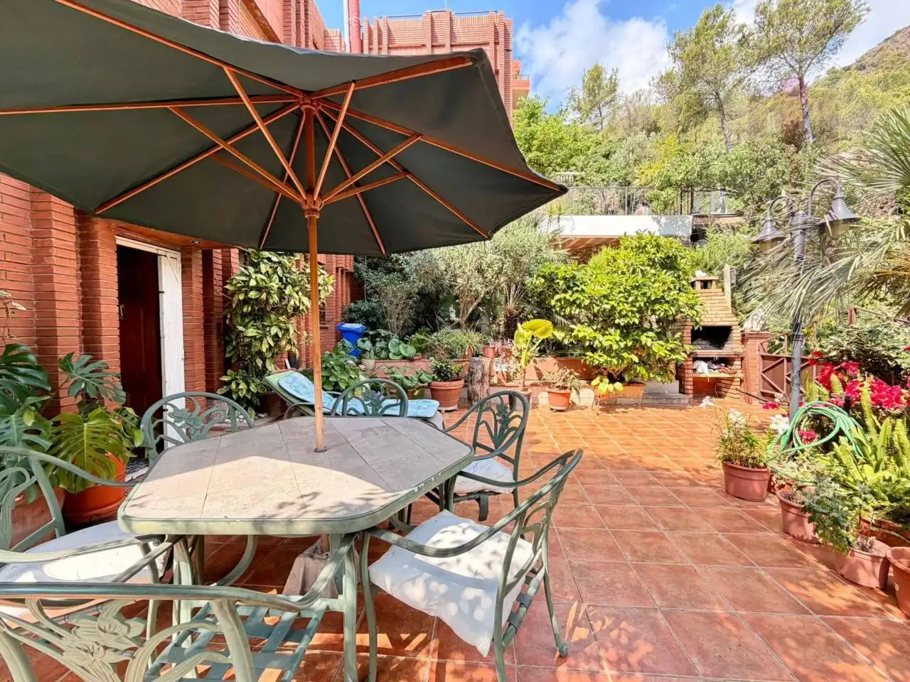 Terraza de Casa adosada en venta en Sitges con Aire acondicionado, Calefacción y Jardín privado
