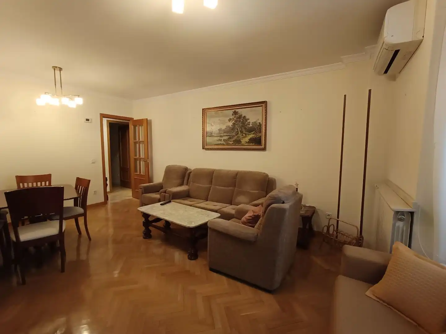 Sala d'estar de Pis de lloguer en  Madrid Capital amb Aire condicionat