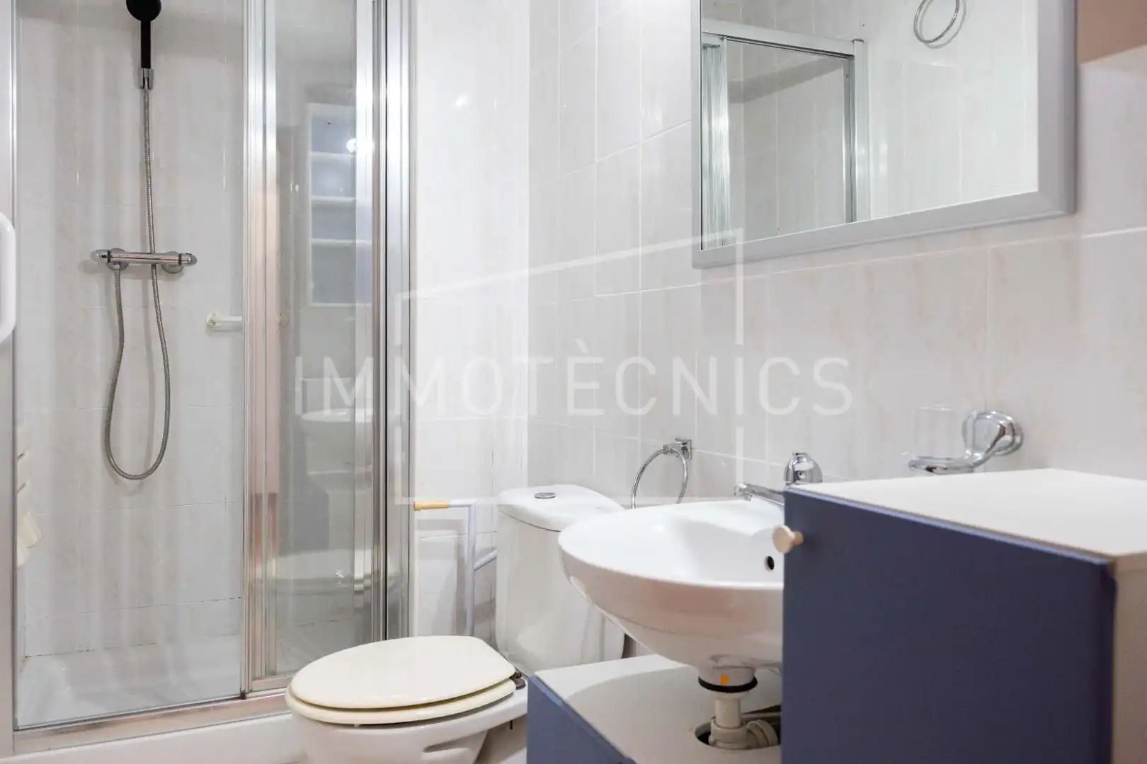 Bathroom of Detached homes for sale in Caldes d'Estrac  with Air Conditioner, Heating and Terrace