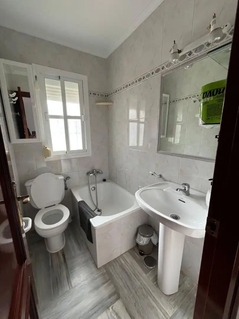 Bathroom of Houses for sale in Chiclana de la Frontera