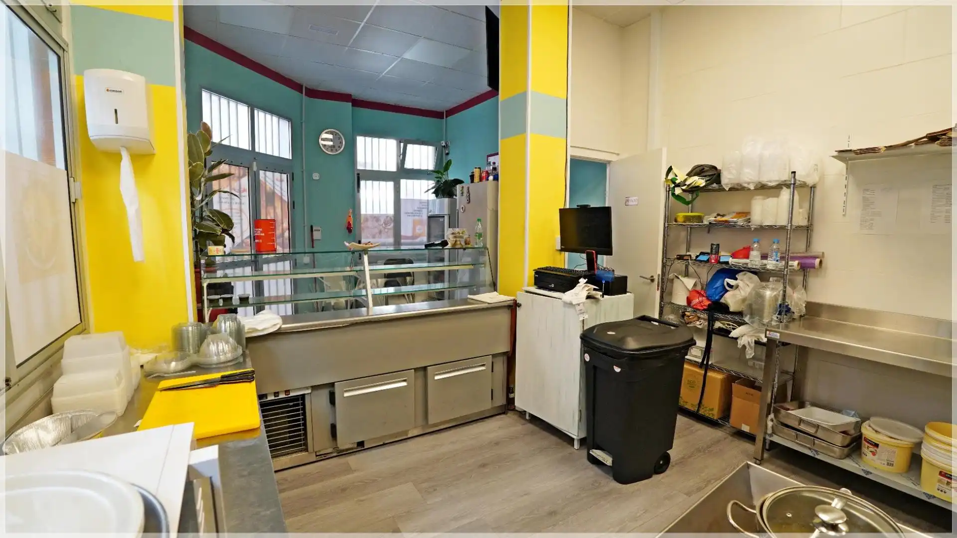 Gewerbefläche zur Übernahme in Calle Calle de Mariana de Pineda 44, imagen 7