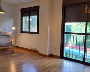 Bedroom of Flat for sale in Alcalá de Guadaira  with Air Conditioner, Heating and Private garden