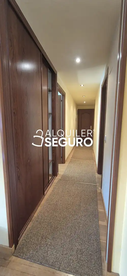 Loft de alquiler en Oviedo  con Calefacción y Amueblado