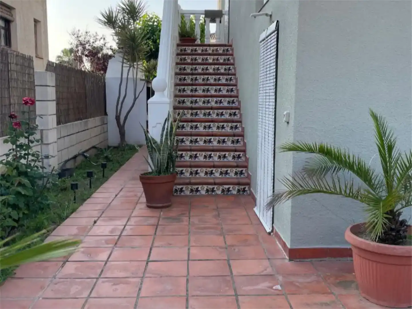 Terrasse von Erdgeschoss zur Miete in Oliva mit Klimaanlage