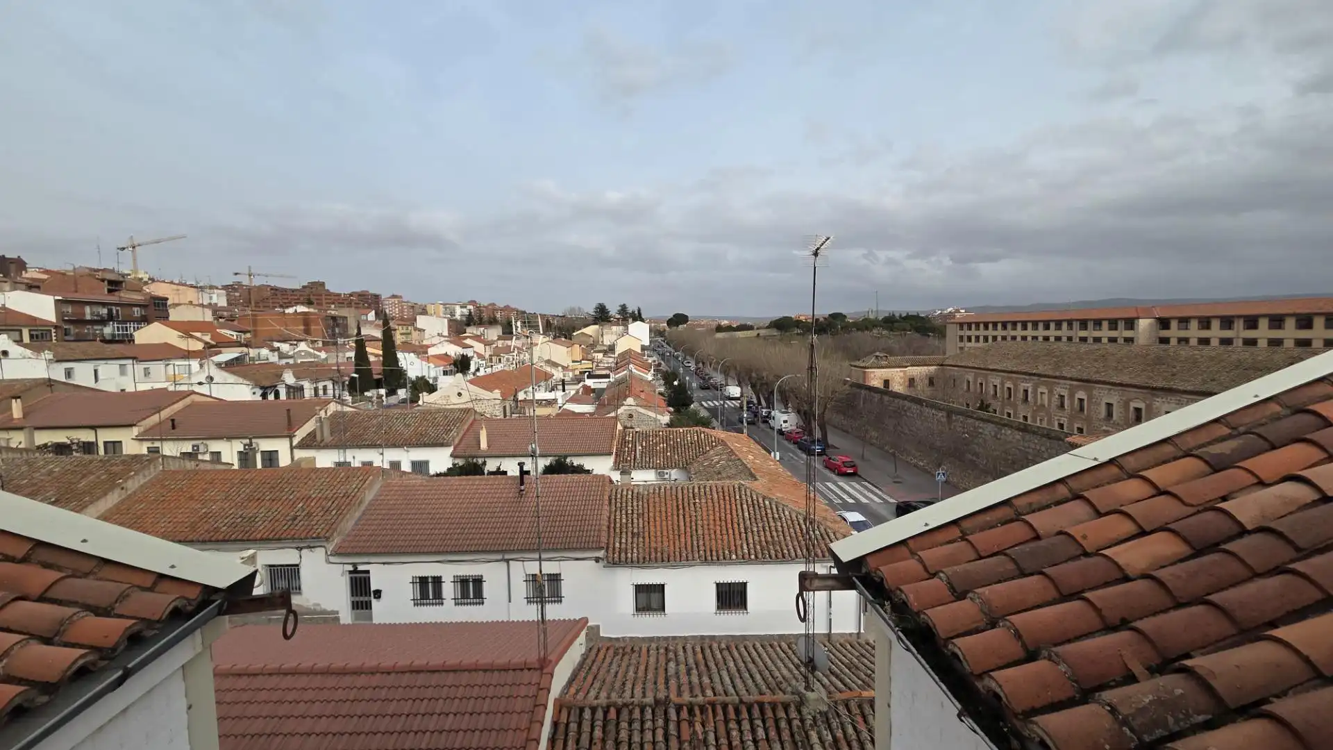 Vista exterior de Piso en venta en Ávila con Calefacción y Amueblado