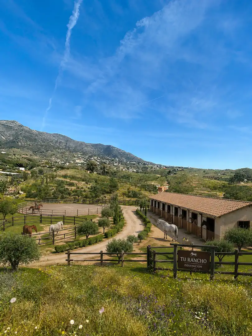 Terreni e lotti in vendita a Urbanización Pueblo Valtocado, 29650 Mijas, Málaga, Spain, imagen 3
