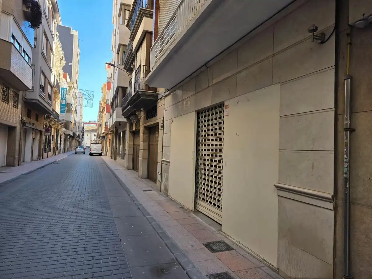 Local comercial de lloguer a Centro, imagen 2
