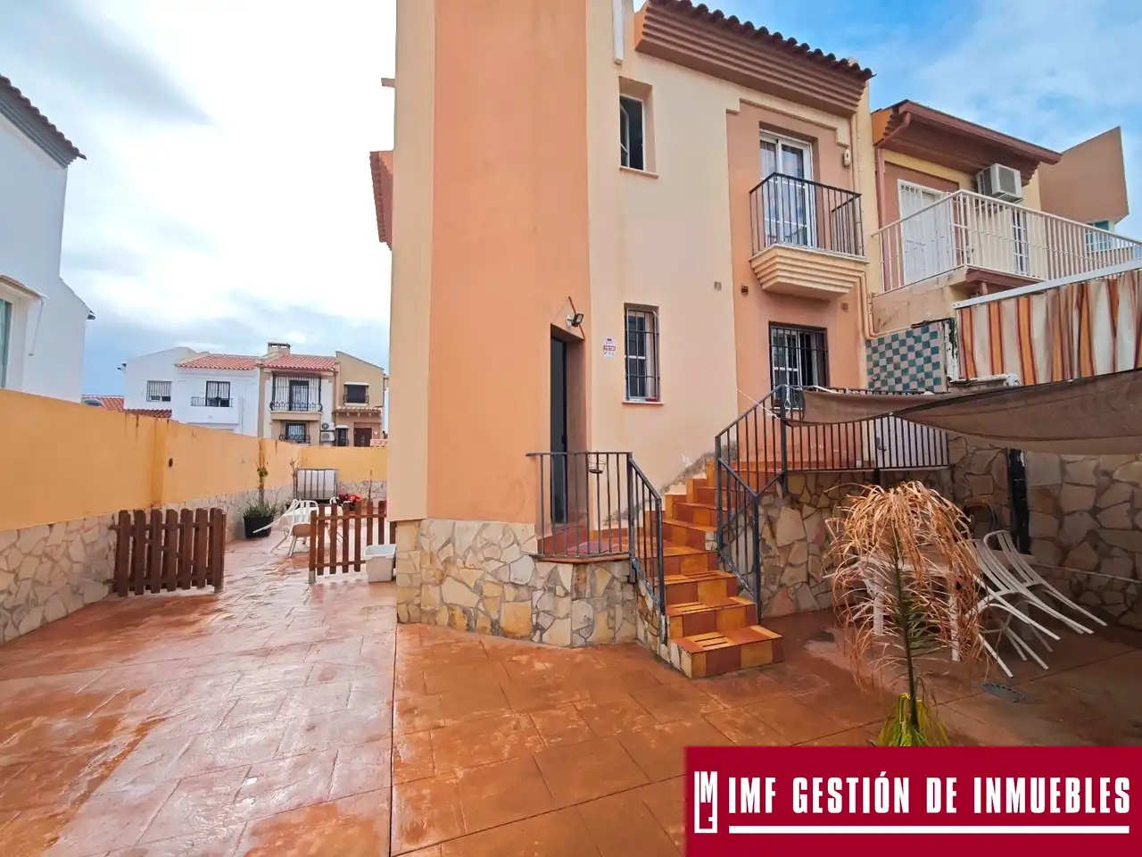 Vista exterior de Casa o chalet en venta en Vélez-Málaga con Aire acondicionado, Calefacción y Terraza