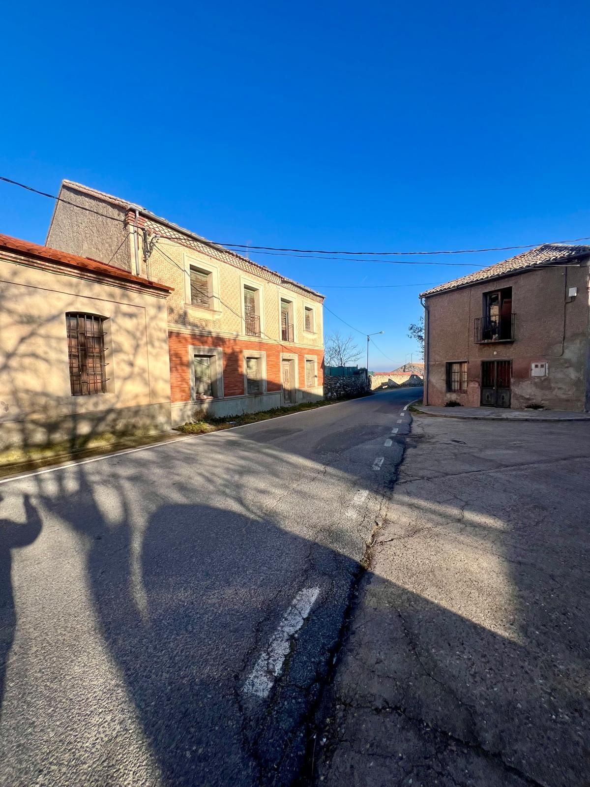 Außenansicht von Country house zum verkauf in Santa María la Real de Nieva mit Privatgarten und Abstellraum