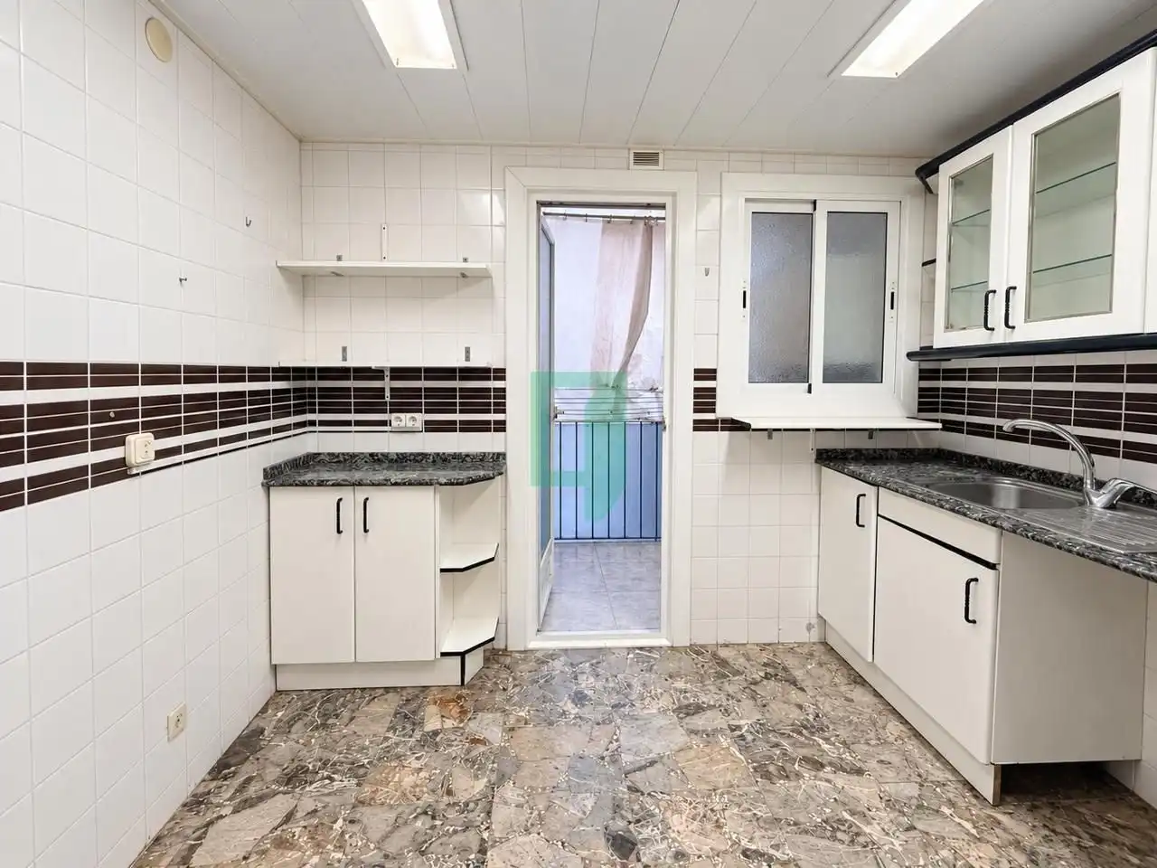 Kitchen of Flat for sale in Badalona  with Air Conditioner and Balcony