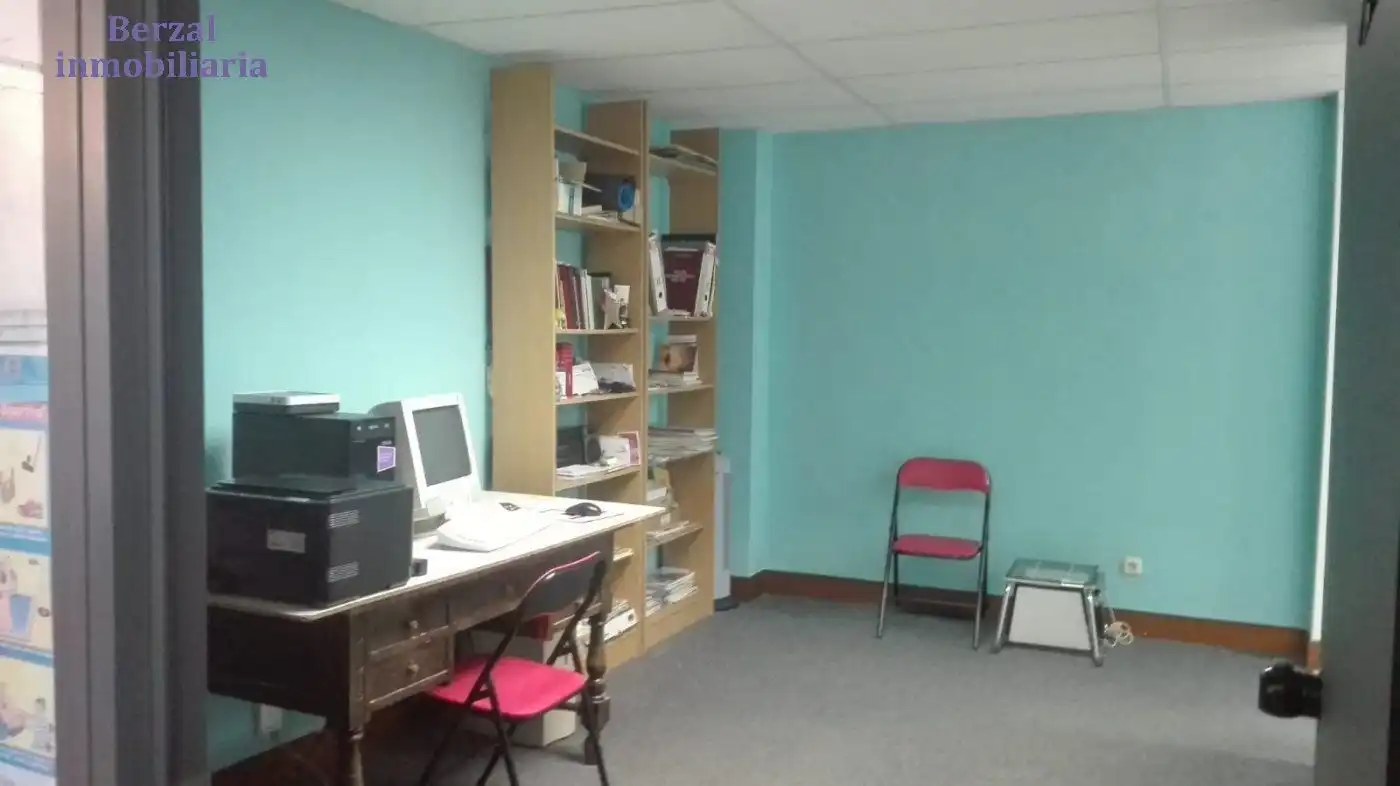 Oficina en venta en  Logroño con Calefacción