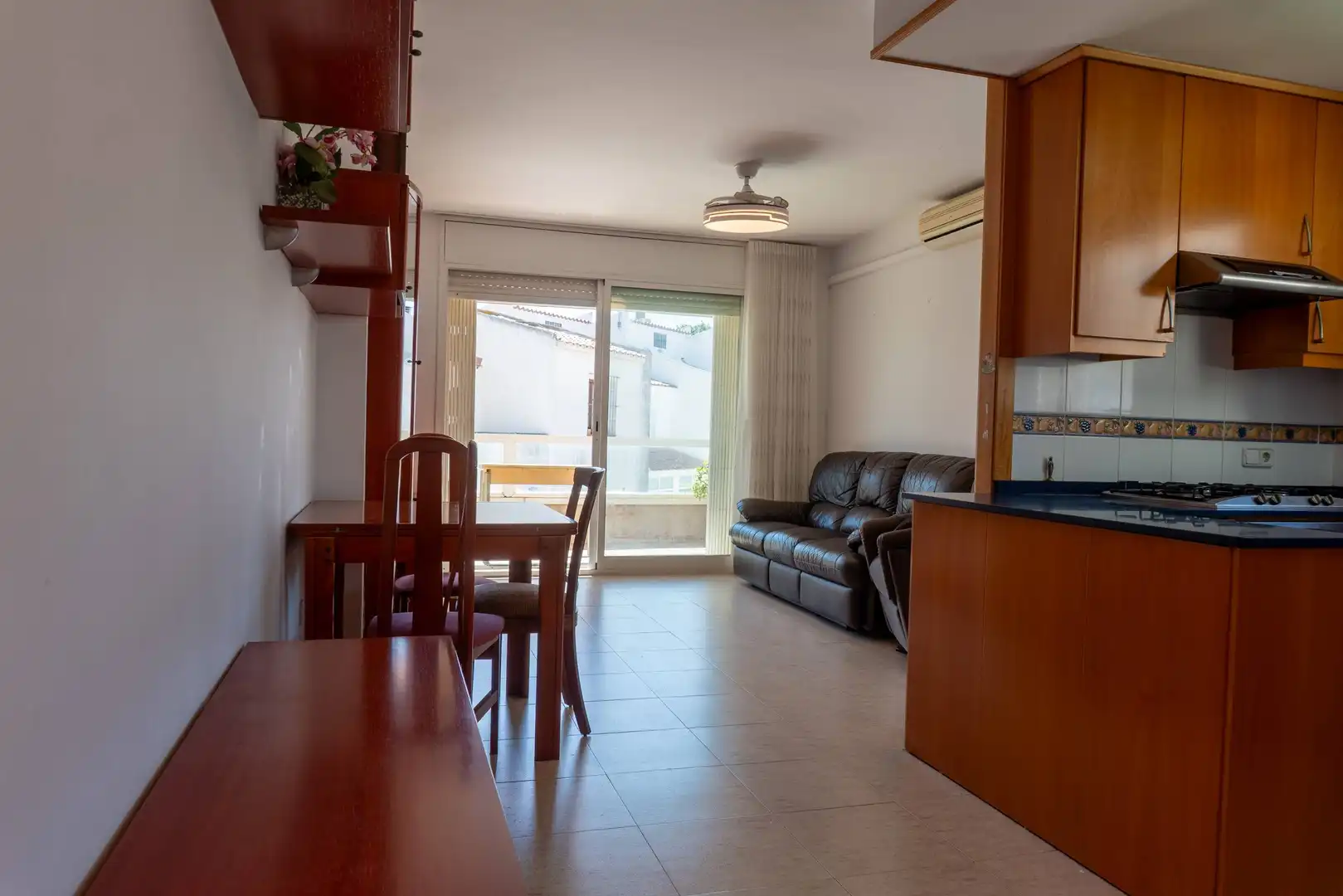 Sala de estar de Piso en venta en Cubelles con Aire acondicionado, Calefacción y Terraza
