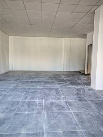 Local comercial en Alquiler en Calle Arroyo de Celín, 16 en Centro