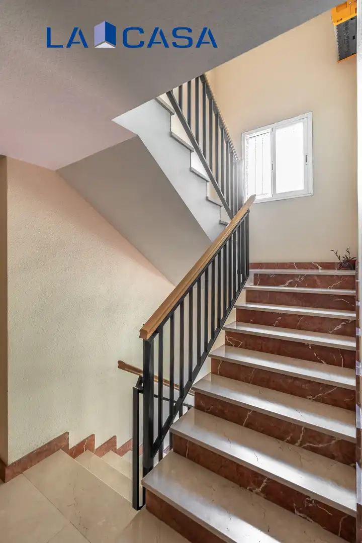 Piso en venta en Madrid con Calefacción y Balcón
