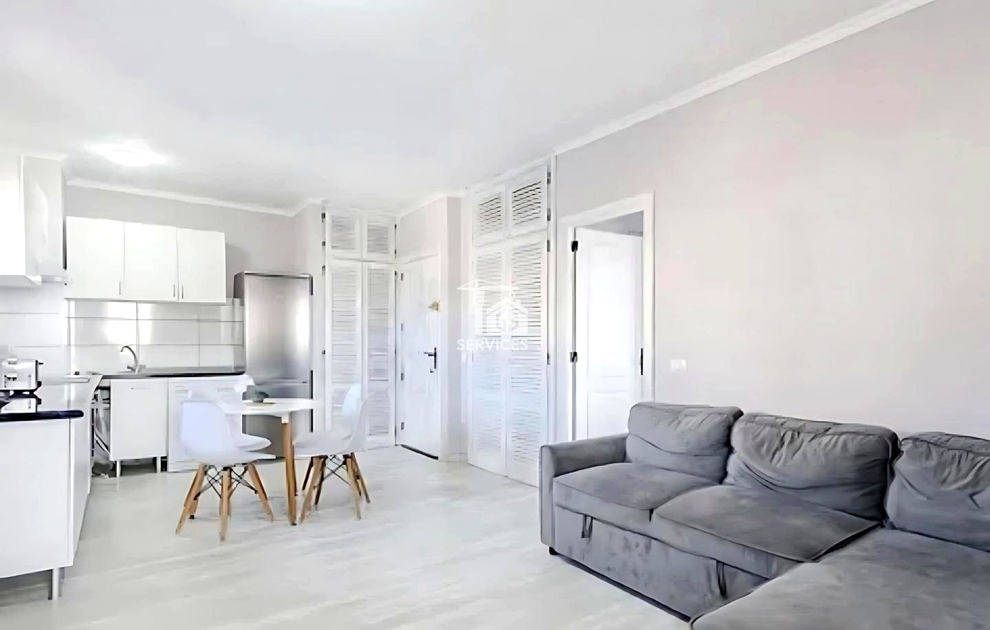 Sala d'estar de Pis en venda en Adeje amb Aire condicionat, Terrassa i Moblat