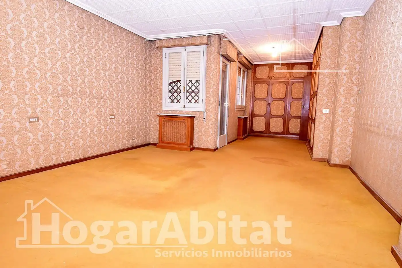 Piso en venta en Castellón de la Plana / Castelló de la Plana con Calefacción y Balcón
