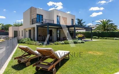 Jardí de Casa o xalet en venda en Boadilla del Monte amb Piscina