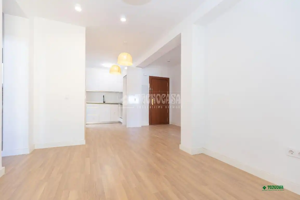 Piso en venta en Almería