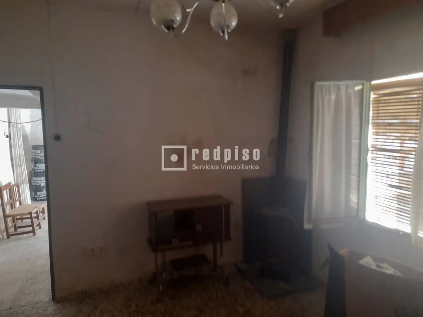 Sala de estar de Casa o chalet en venta en Belmonte de Tajo con Calefacción y Jardín privado