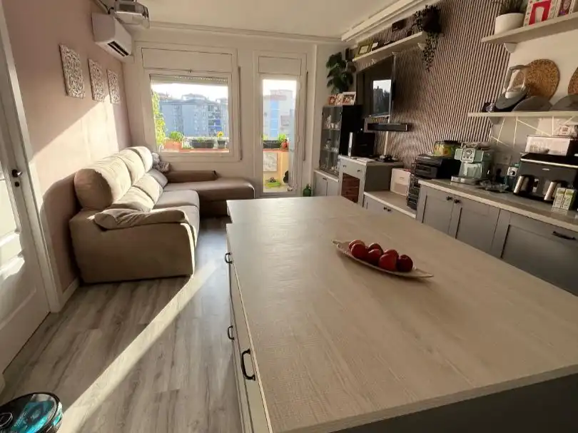 Wohnung mit Aufzug zum Verkauf in Av. de Francesc Macià 78, imagen 4