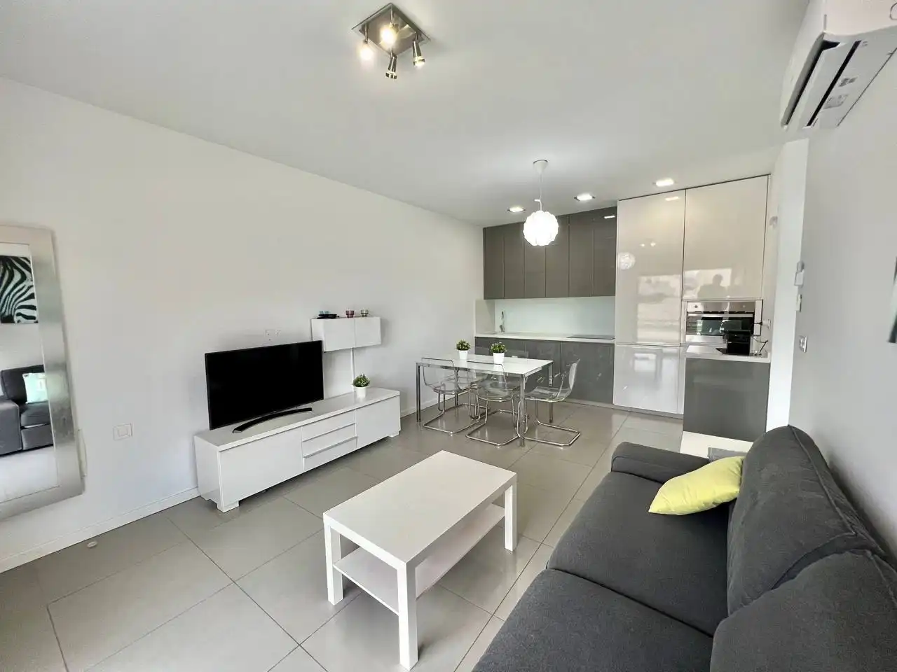 House with pool to rent in Pueblo Latino, imagen 4